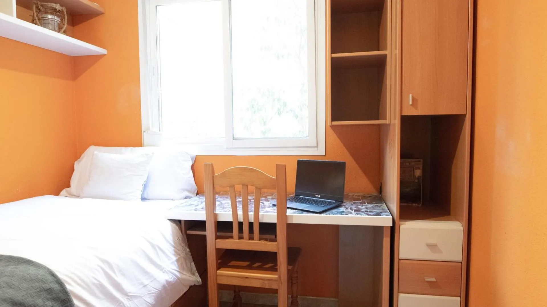 Casa Con Gran Patio Privado Apartment Malaga