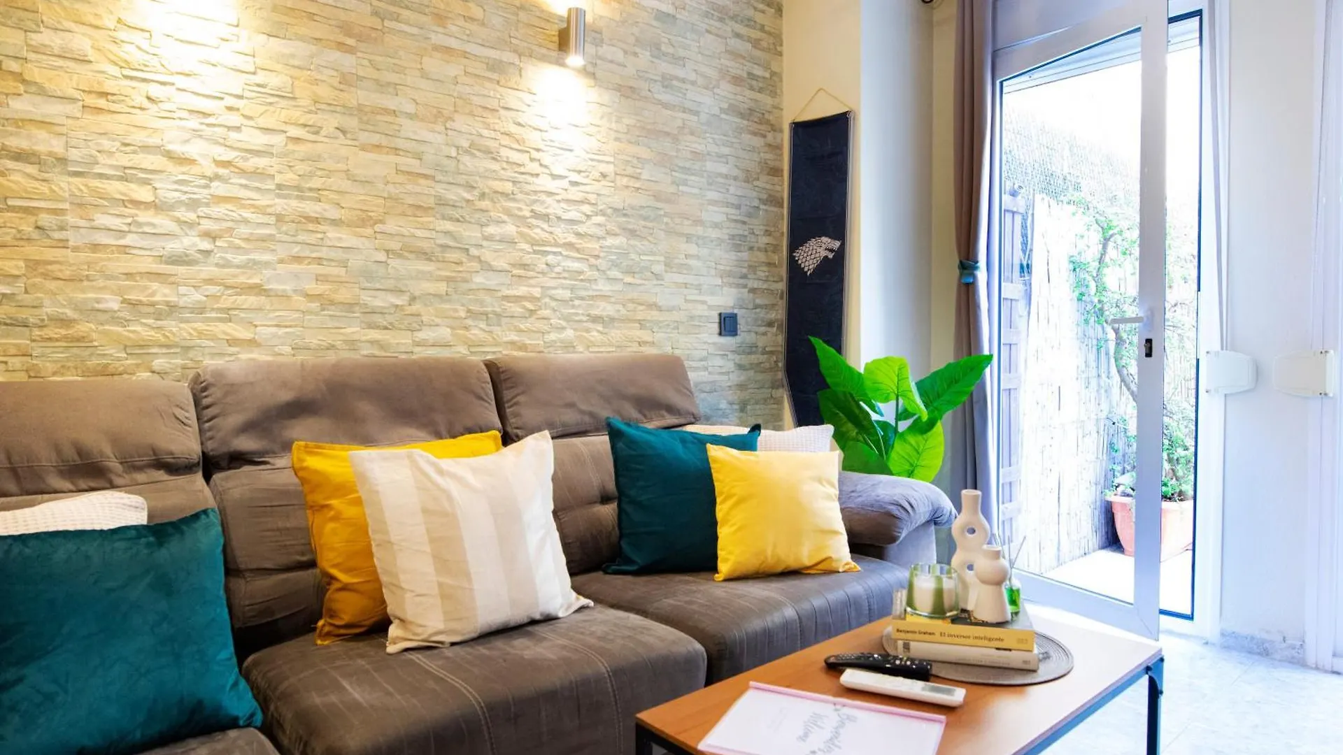 Casa Con Gran Patio Privado Apartment Malaga