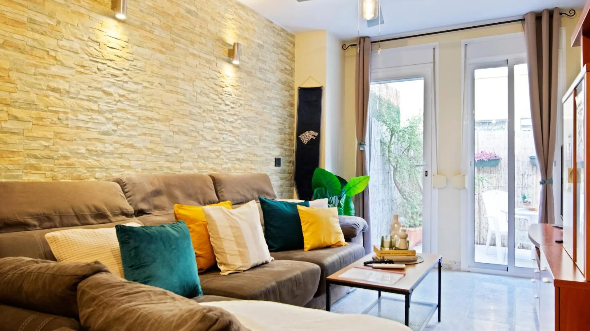 Casa Con Gran Patio Privado Apartment Malaga